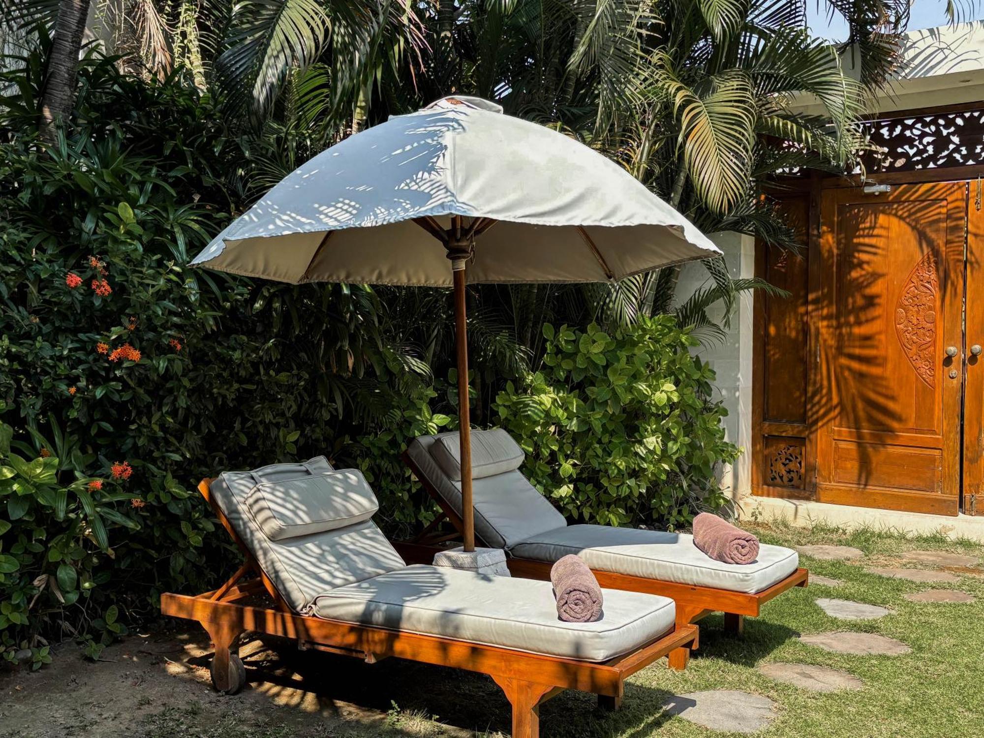 Villa Chocolat Seminyak Exterior photo